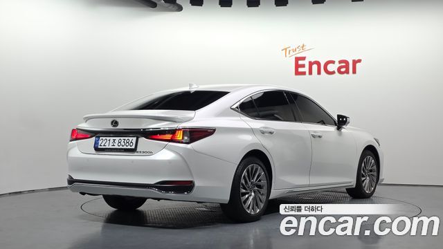 Lexus ES из Кореи Encar