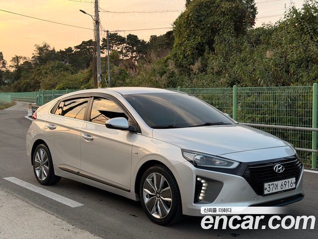 Hyundai Ioniq Q — пробег 58 800 км — фото 3 из 5