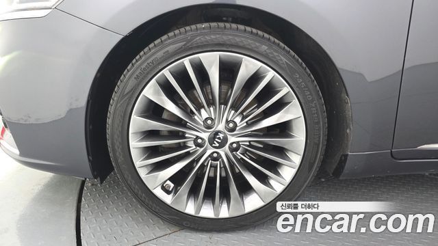 Kia K7 из Кореи Encar