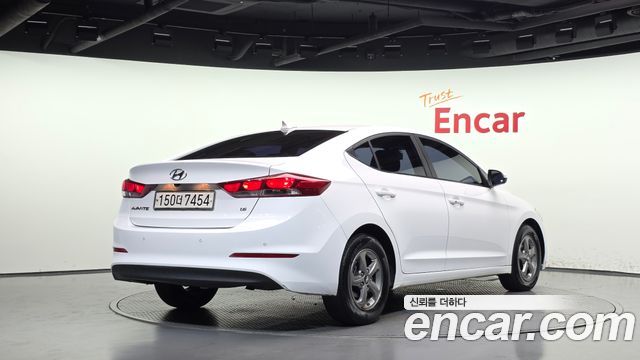 Hyundai AVANTE из Кореи Encar