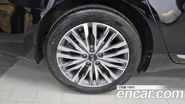 Kia K7 из Кореи Encar
