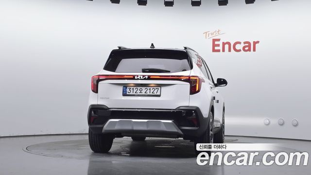 Kia Seltos из Кореи Encar