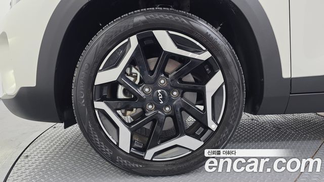 Kia Seltos из Кореи Encar