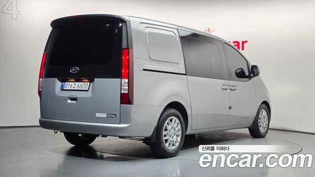 Hyundai Staria из Кореи Encar