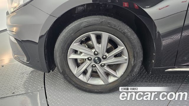 Kia K5 из Кореи Encar