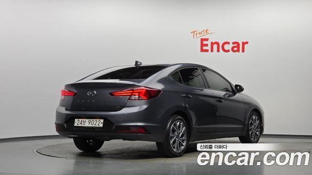Hyundai AVANTE 1.6 Smart — пробег 132 525 км — фото 2 из 5