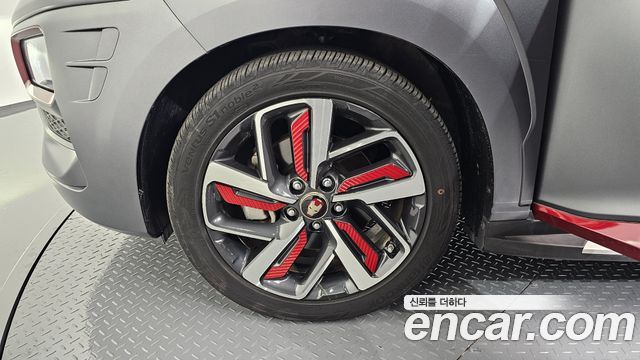Hyundai Kona из Кореи Encar