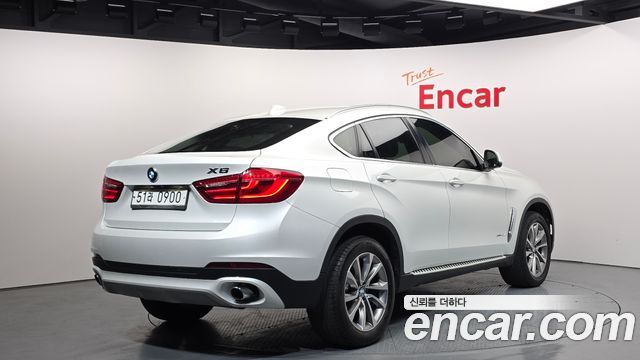 BMW X6 xDrive 30d — пробег 76 120 км — фото 2 из 5