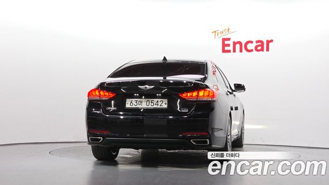 Hyundai Genesis из Кореи Encar