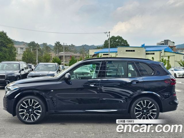 BMW X5 xDrive 30d M Sport — пробег 1 200 км — фото 4 из 5