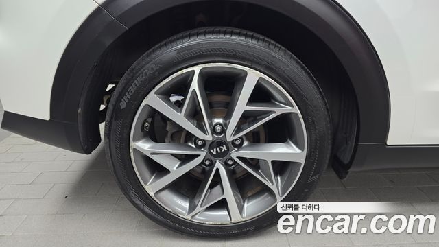 Kia Niro из Кореи Encar