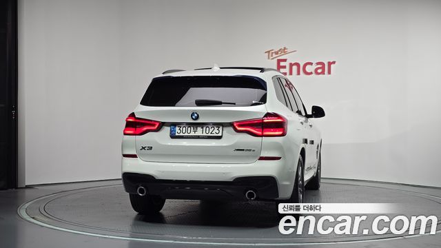 BMW X3 xDrive 30e M Sport — пробег 61 248 км — фото 4 из 5