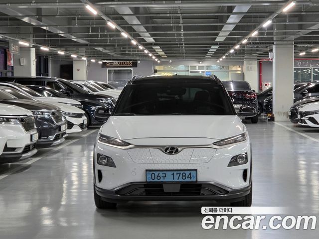 Hyundai Kona Premium — пробег 334 922 км — фото 2 из 5