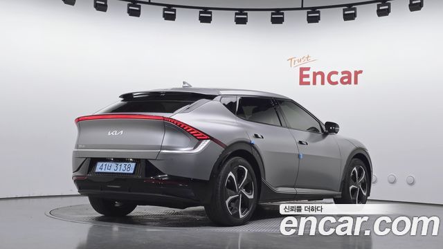 Kia EV6 из Кореи Encar