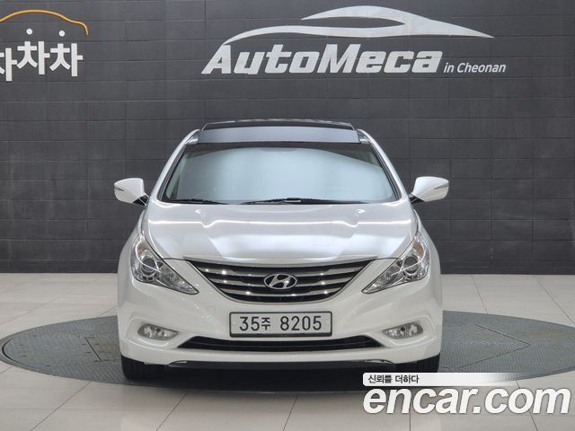 Hyundai Sonata CVVL Premier — пробег 122 038 км — фото 2 из 5