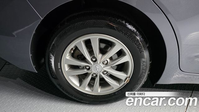 Hyundai AVANTE 1.6 Smart — пробег 65 340 км — фото 5 из 5