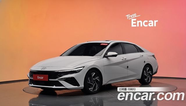 Hyundai AVANTE Inspiration — пробег 10 424 км — фото 1 из 5