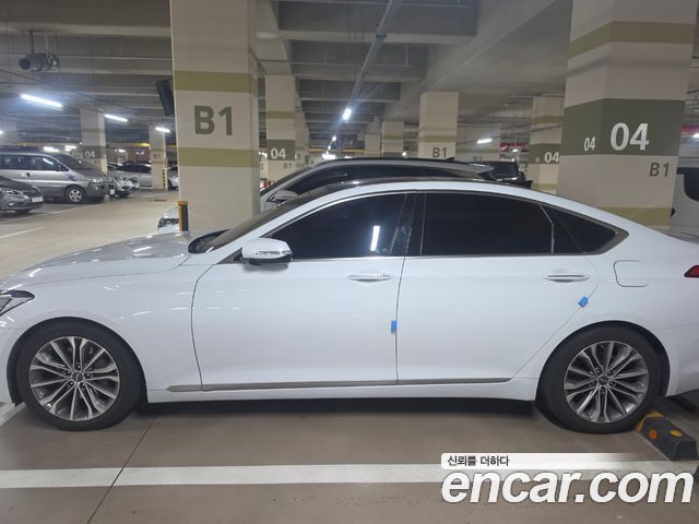 Hyundai Genesis из Кореи Encar