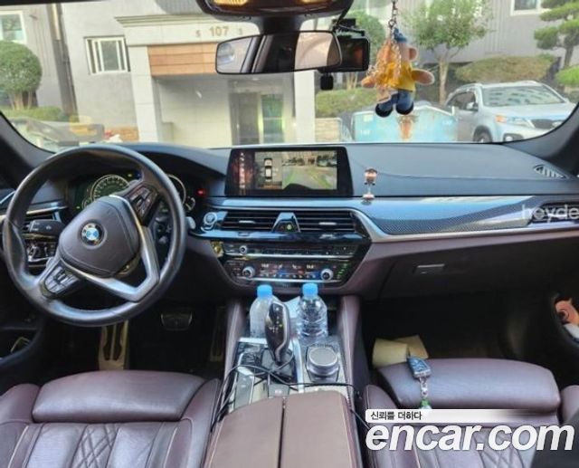 BMW 5-Series 530i xDrive M Sport Package Plus — пробег 101 545 км — фото 5 из 5
