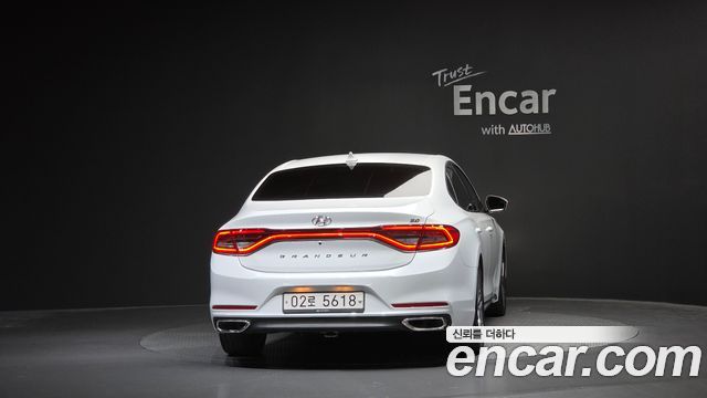 Hyundai Grandeur из Кореи Encar