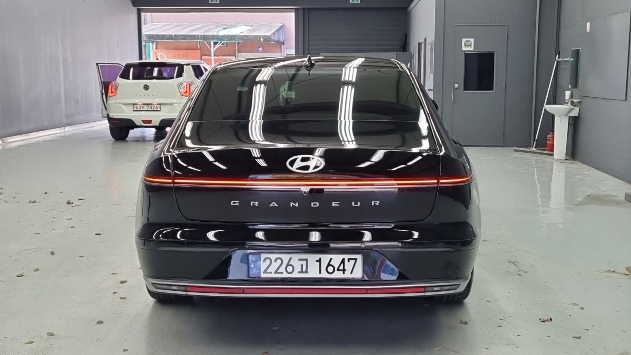 Hyundai Grandeur из Кореи Encar