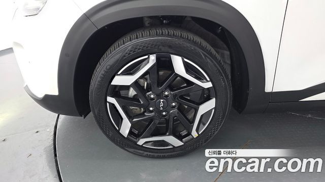 Kia Seltos из Кореи Encar