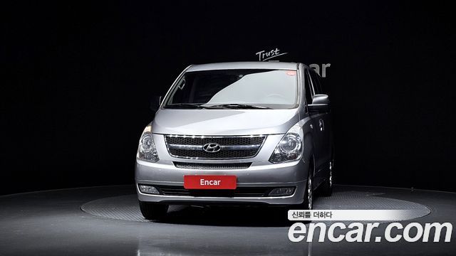 Hyundai Starex 12-Seater Wagon CVX Luxury — пробег 348 970 км — фото 3 из 5