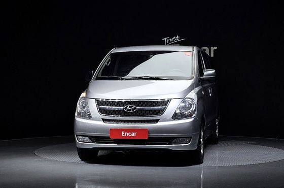 Hyundai Starex 12-Seater Wagon CVX Luxury — пробег 348 970 км — фото 3 из 5