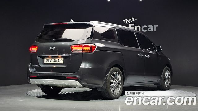Kia Carnival из Кореи Encar