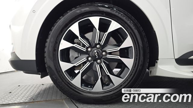 Kia Carnival Gasoline 9-Seater Signature — пробег 19 203 км — фото 5 из 5