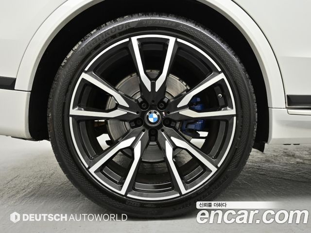 BMW X7 xDrive 40i M Sport 6STR — пробег 112 764 км — фото 5 из 5