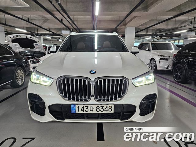 BMW X5 xDrive 40i M Sport — пробег 121 457 км — фото 1 из 5