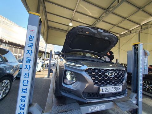 Hyundai Santafe Diesel 2.2 2WD Prestige — пробег 200 729 км — фото 1 из 3