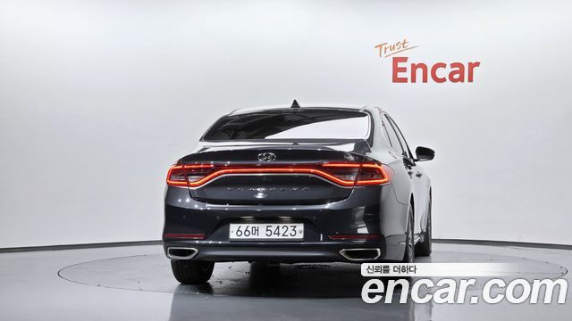 Hyundai Grandeur Exclusive Special — пробег 156 609 км — фото 4 из 5