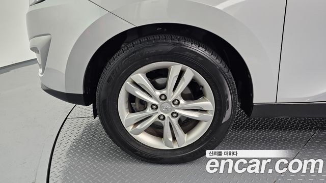 Hyundai Tucson Diesel 2WD X20 Deluxe — пробег 167 952 км — фото 5 из 5