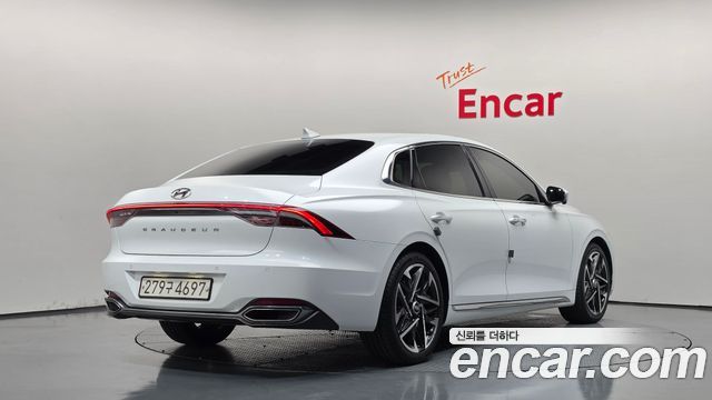 Hyundai Grandeur из Кореи Encar