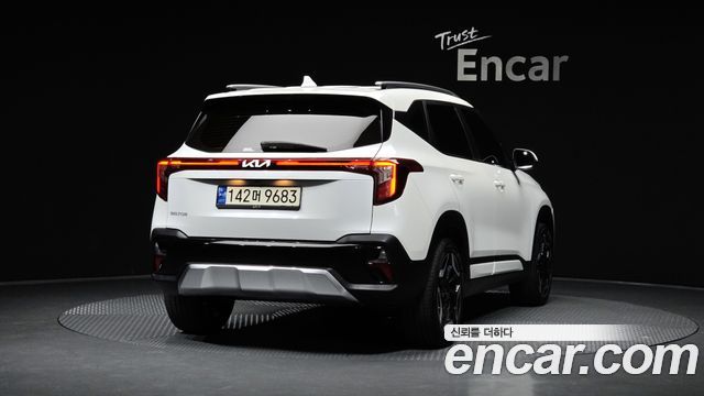 Kia Seltos из Кореи Encar