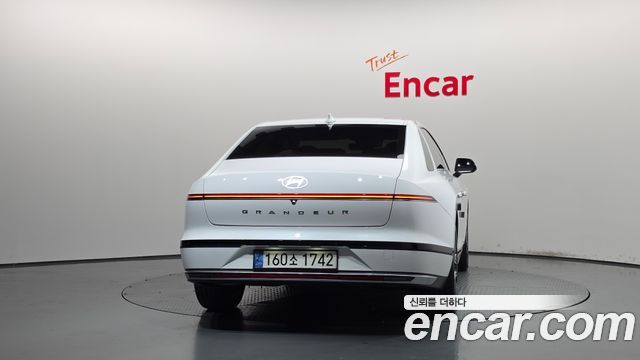 Hyundai Grandeur из Кореи Encar