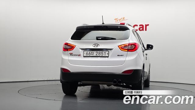 Hyundai Tucson Diesel(e-VGT) 2WD Modern — пробег 212 848 км — фото 4 из 5