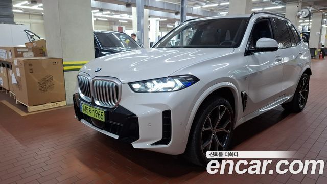 BMW X5 xDrive 40i M Sport — пробег 30 237 км — фото 1 из 5