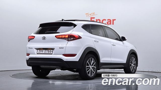 Hyundai Tucson Diesel 1.7 2WD Style — пробег 91 752 км — фото 2 из 5