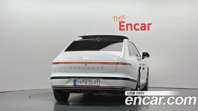 Hyundai Grandeur из Кореи Encar