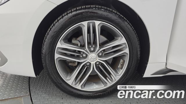 Hyundai Grandeur из Кореи Encar