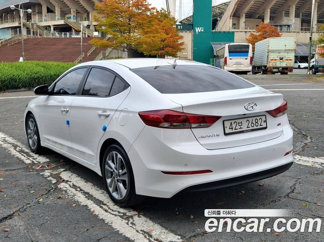 Hyundai AVANTE из Кореи Encar