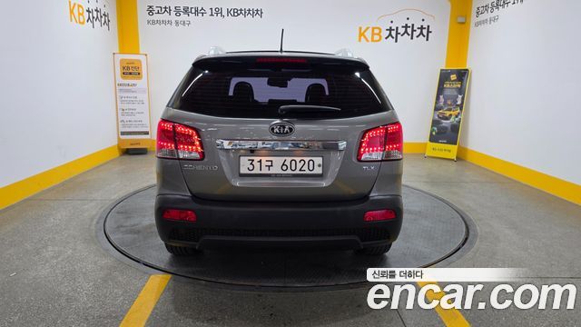 Kia Sorento Diesel 2.0 2WD TLX High-Deluxe — пробег 119 761 км — фото 4 из 5