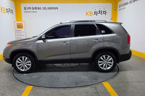 Kia Sorento Diesel 2.0 2WD TLX High-Deluxe — пробег 119 761 км — фото 5 из 5