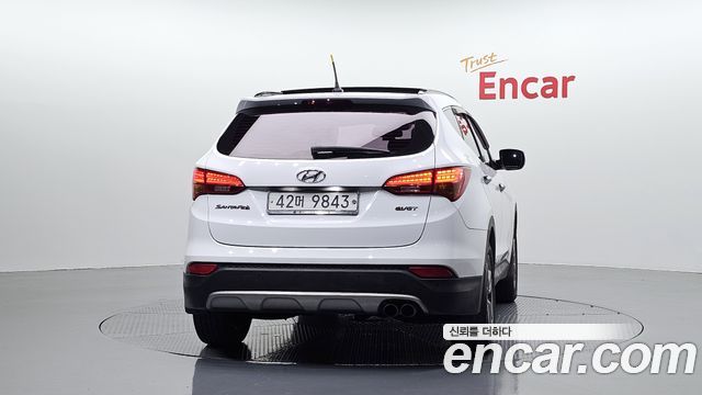 Hyundai Santafe Diesel(e-VGT) 2.2 2WD Exclusive — пробег 177 716 км — фото 4 из 5