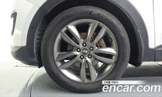 Hyundai Santafe Diesel(e-VGT) 2.2 2WD Exclusive — пробег 177 716 км — фото 5 из 5