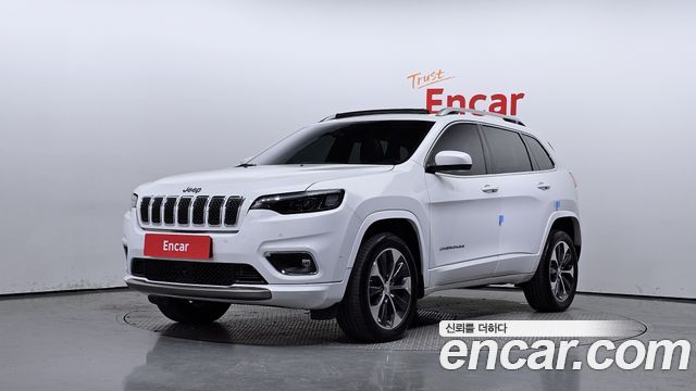 Jeep Cherokee 3.2 Overland AWD — пробег 38 913 км — фото 1 из 5