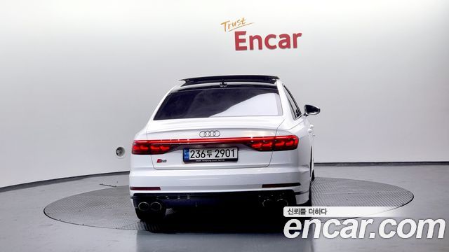 Audi S8 из Кореи Encar